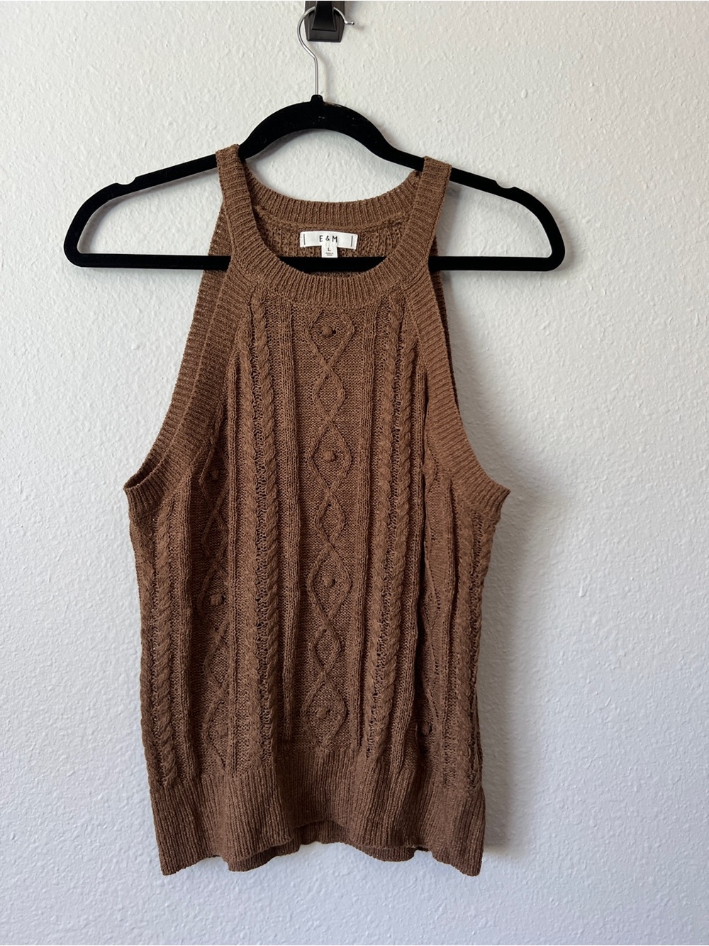 E&M Brown Cable Knit Halter Top Sleeveless Sweater Womens Sz L Lightweight SofT - Picture 2 of 3